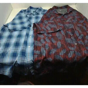 Izod Van Heusen Men's Size L Shirt Sleeve Button Down Plaid Logo Shirt